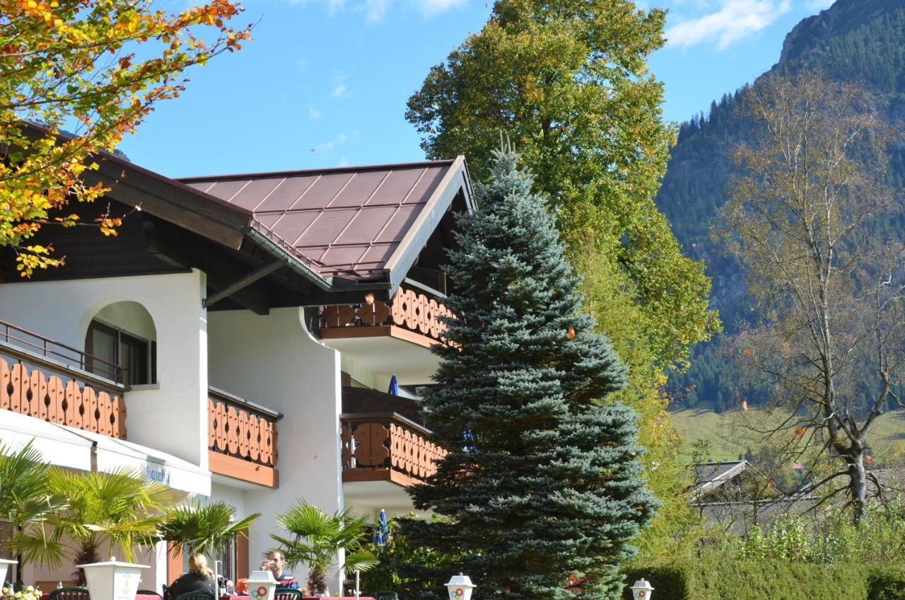 Hotel Cafe Fuggerhof Oberstdorf Exterior foto